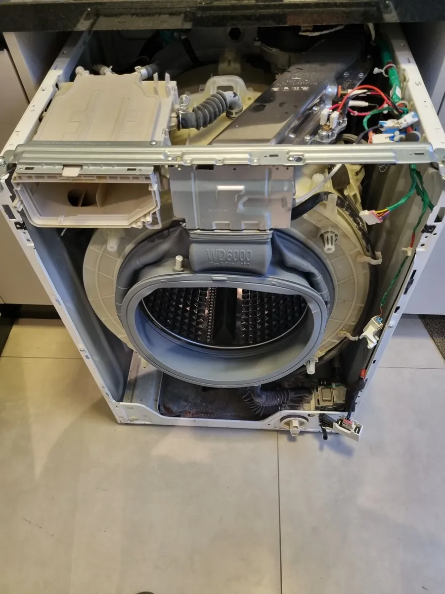 Lava e seca Samsung WD6000 aberta com o fole novo já instalado